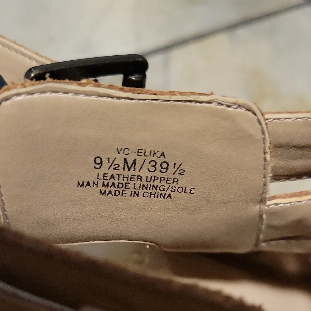 Vince Camuto Tan Strappy Sandals - Picture 3 of 10
